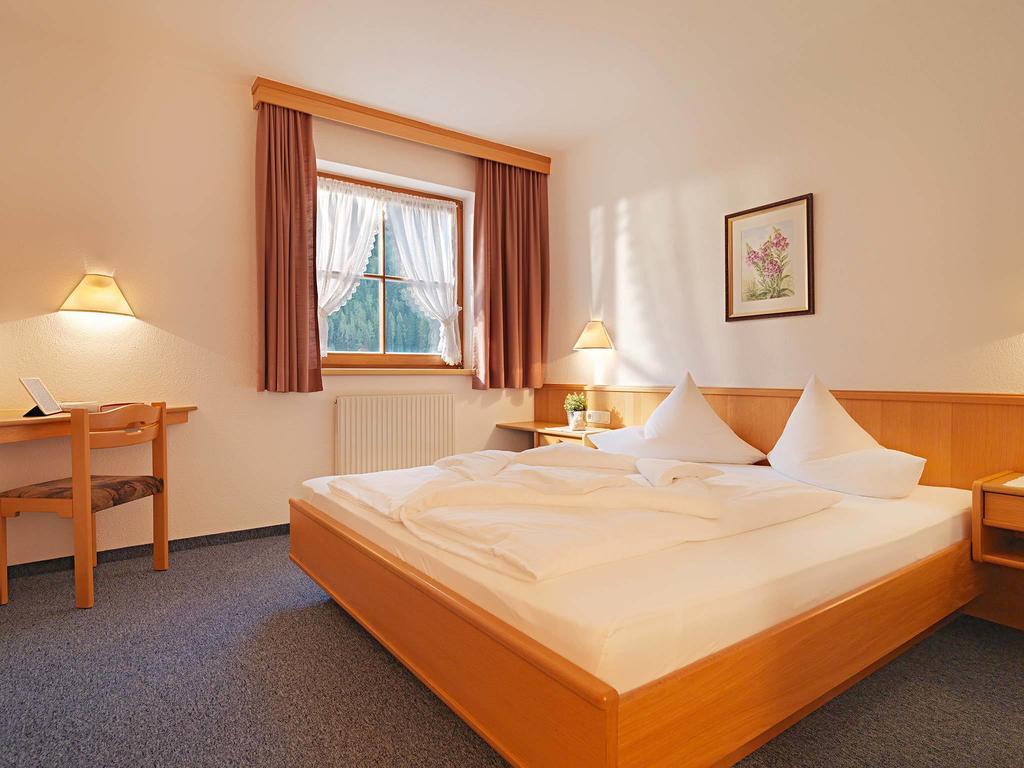 Landhaus Strolz Sankt Anton am Arlberg Chambre photo