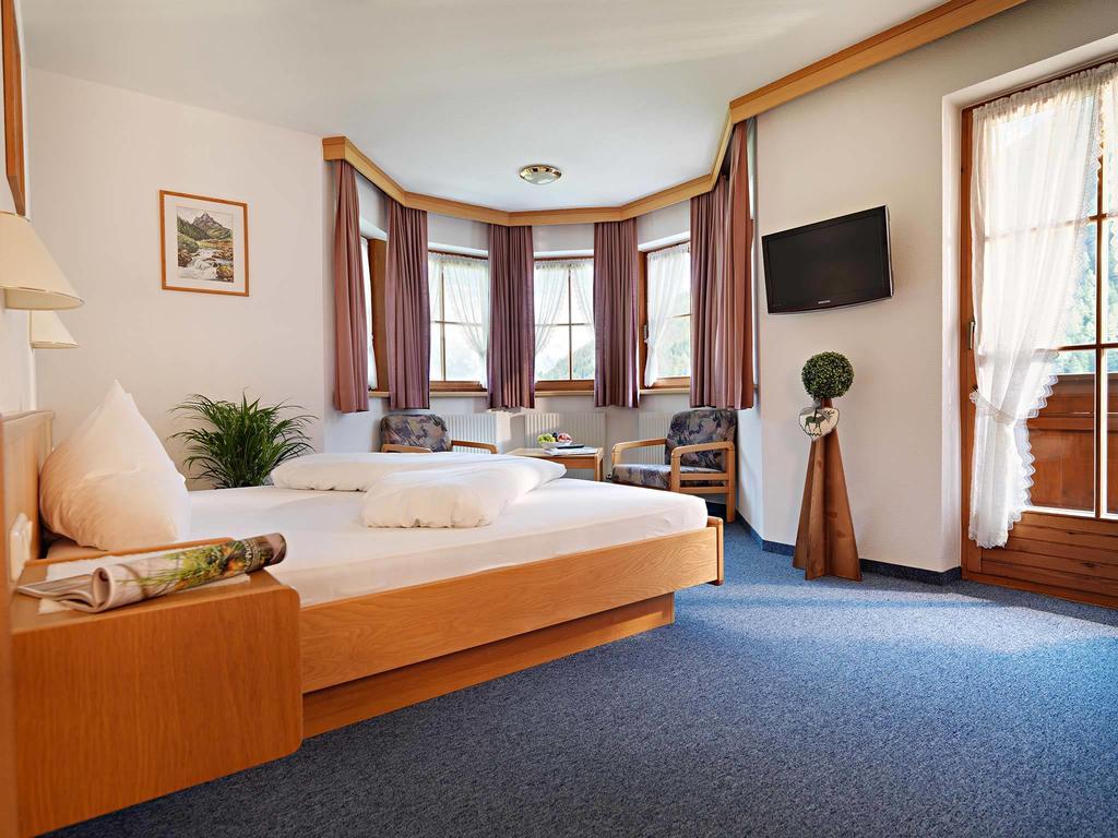 Landhaus Strolz Sankt Anton am Arlberg Chambre photo