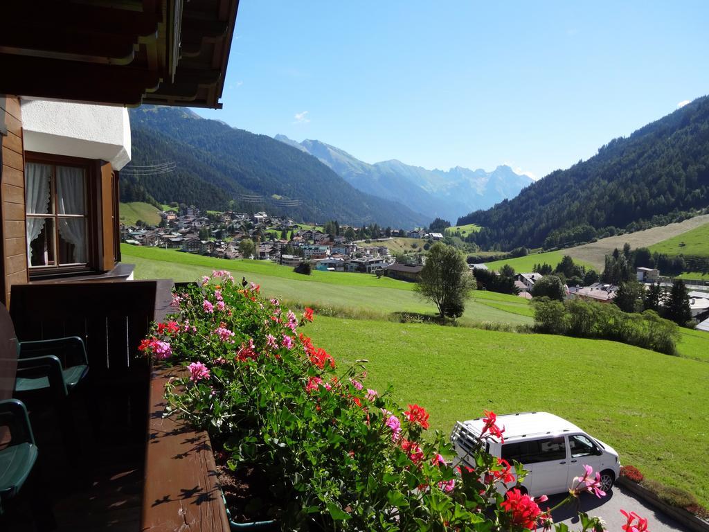 Landhaus Strolz Sankt Anton am Arlberg Chambre photo
