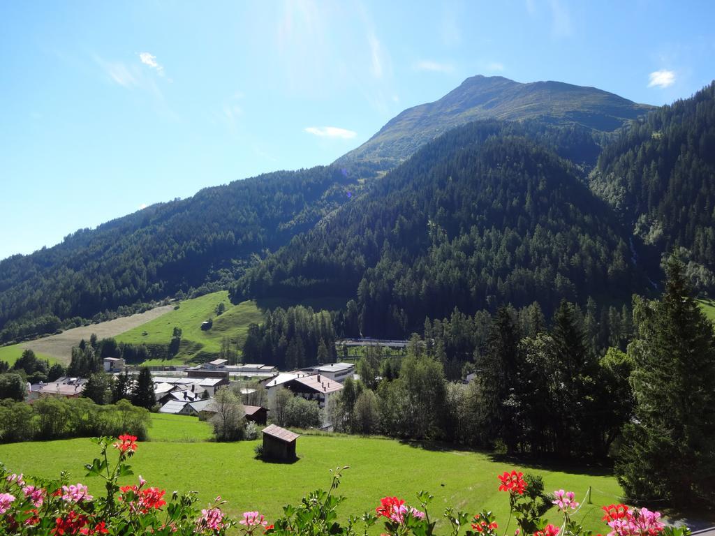 Landhaus Strolz Sankt Anton am Arlberg Chambre photo