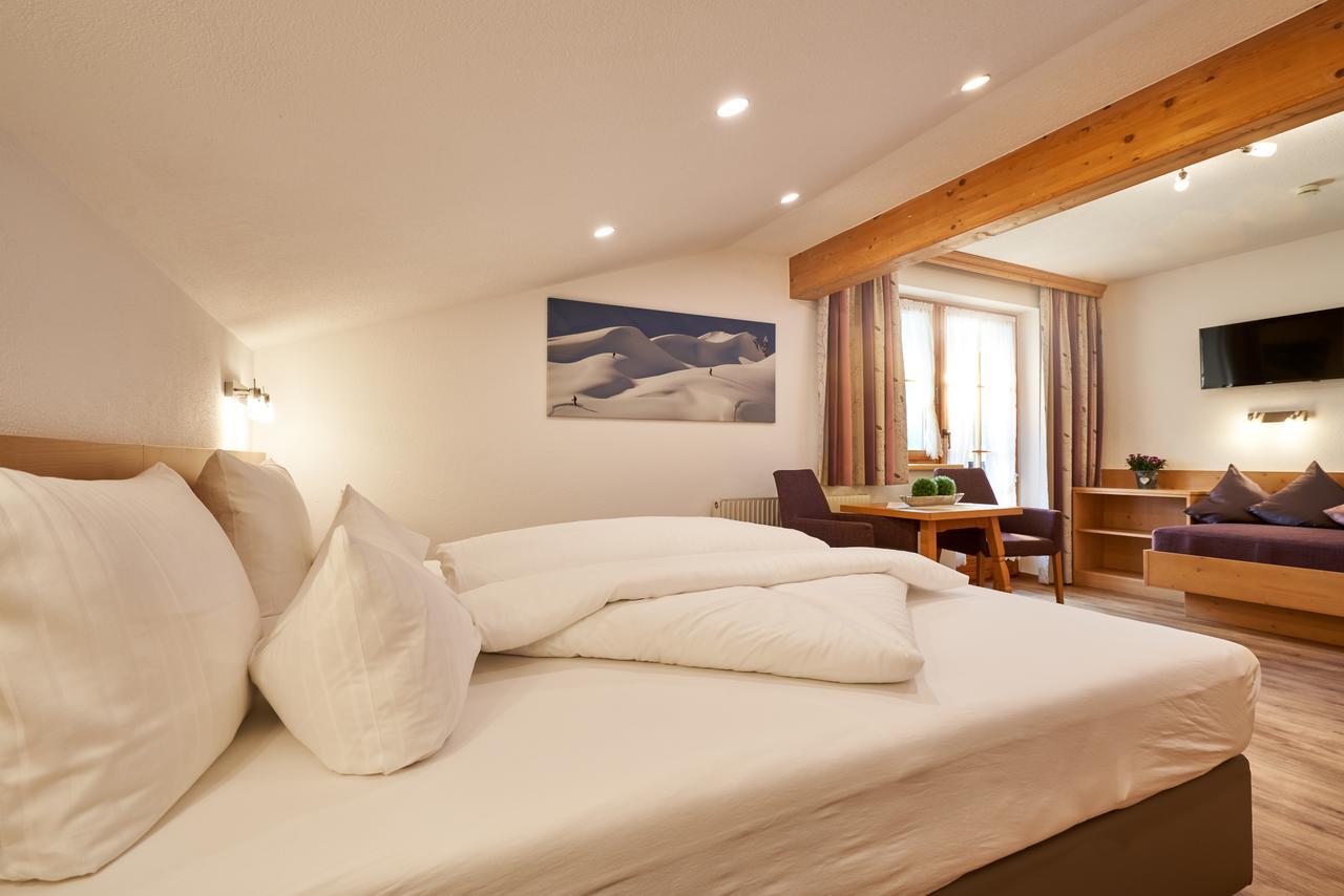 Landhaus Strolz Sankt Anton am Arlberg Extérieur photo