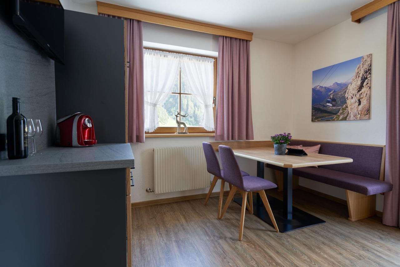 Landhaus Strolz Sankt Anton am Arlberg Extérieur photo